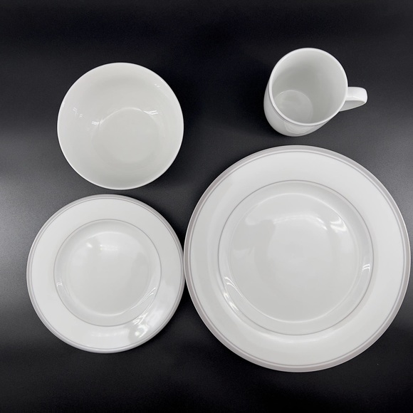 Amazon 16-Piece Cafe Stripe DinnerWare Set, Service for 4, Grey - Picture 4 of 4